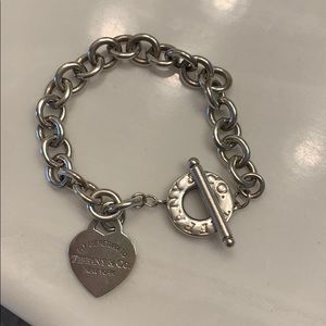 Tiffany’s heart tag toggle bracelet